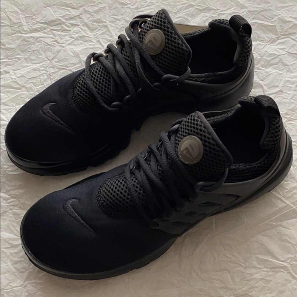 NWT Nike presto triple black running shoes - Picture 5 of 8